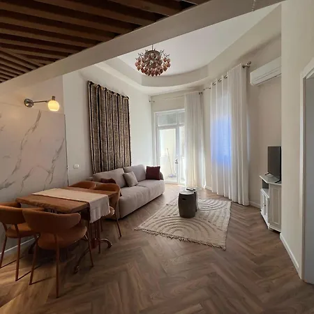 Апартаменты Dennys Center Duplex *